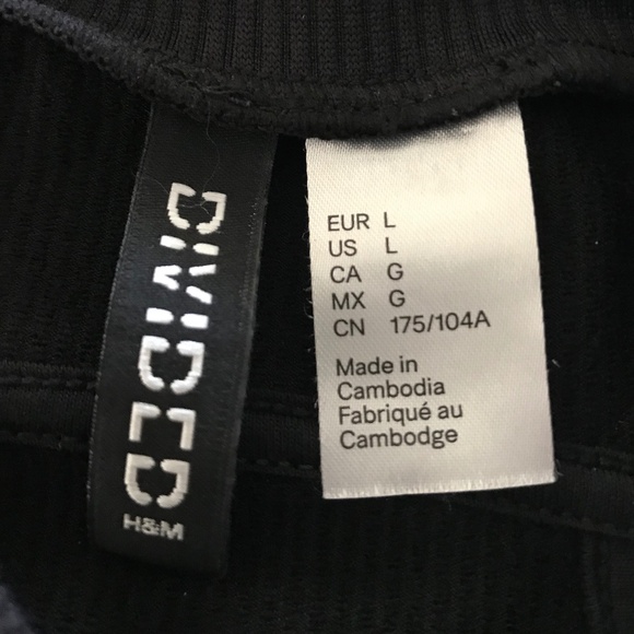 Christmas H&M Divided Ribbed Cut-Out Long Sleeve Midi Dress Size L Black - Picture 7 of 9